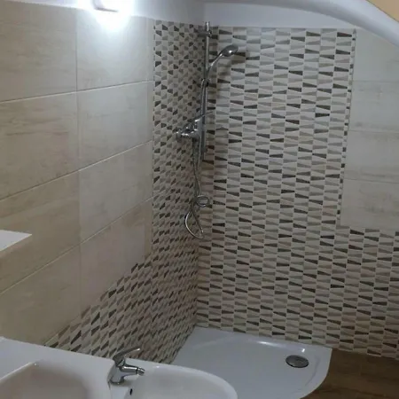 Interno 3 Bari